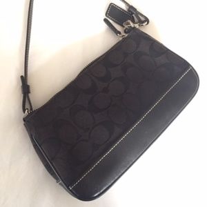 Authentic Coach Demi Pouch Signature Bag